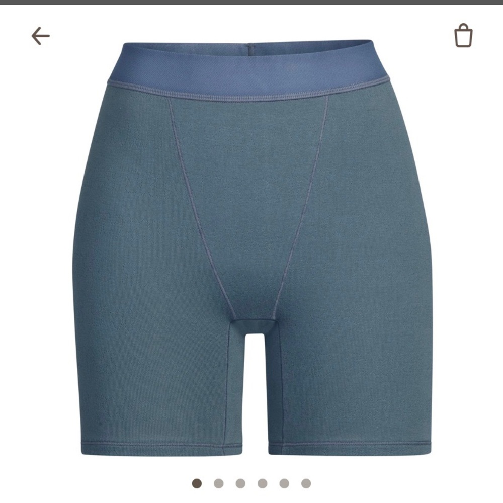 Skims pointelle logo boxer